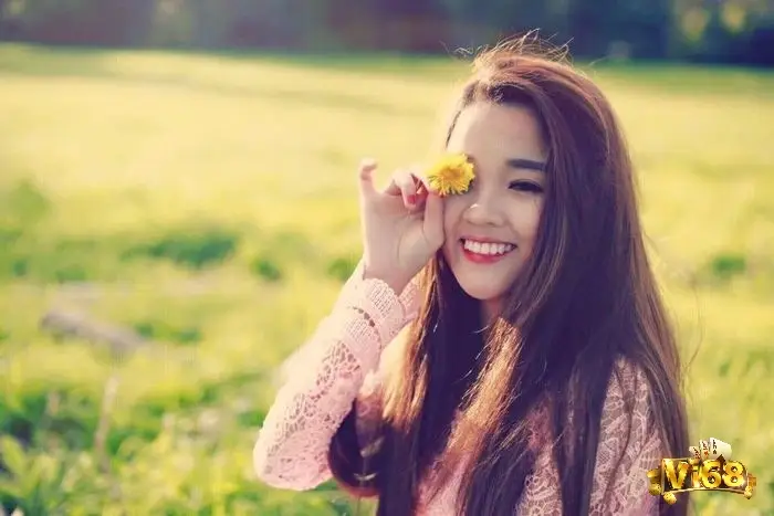 Giải mã giấc mơ thấy gái cùng điềm báo và các con số may mắn liên quan